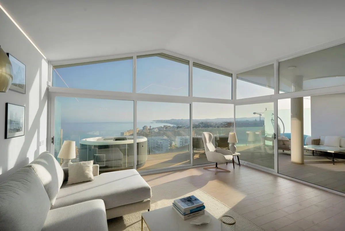 5f33f25f-9fe6-4957-a833-135a135d6640