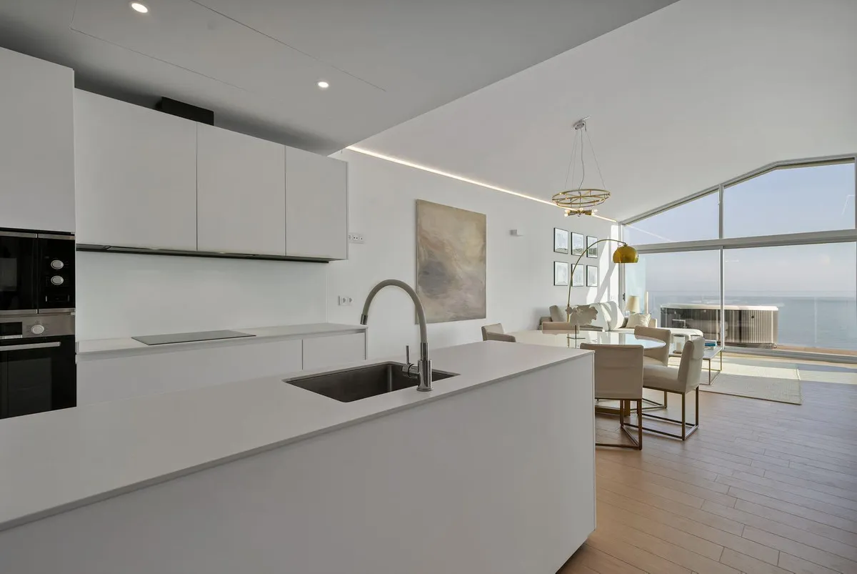 8694a573-12e7-4fbe-909a-cc85602e8518