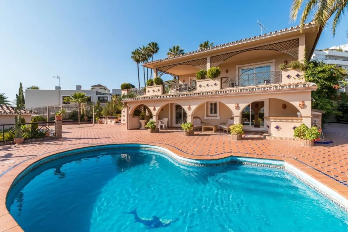 162d8903-917c-4315-812c-0cbd496f1934