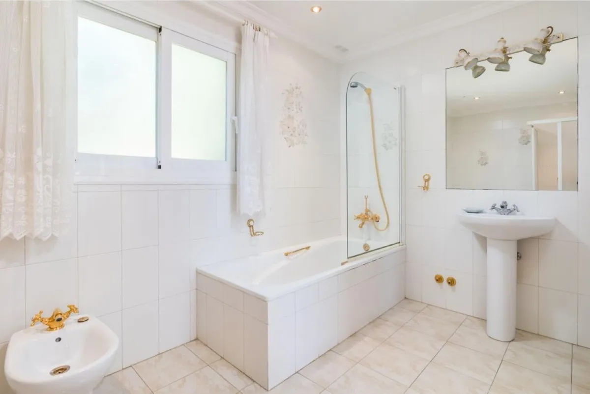 28a2e9ab-edde-479b-9b34-5b8d73fdff97