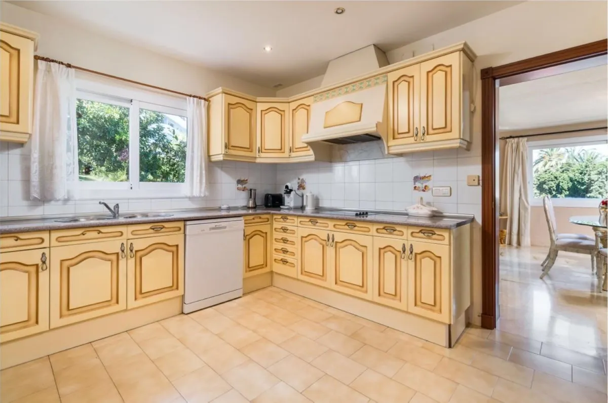 40cede65-957a-4bab-9079-34621d0e69b0