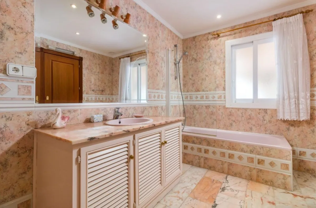 b0d7373a-854f-4163-969e-52e0c45c9399