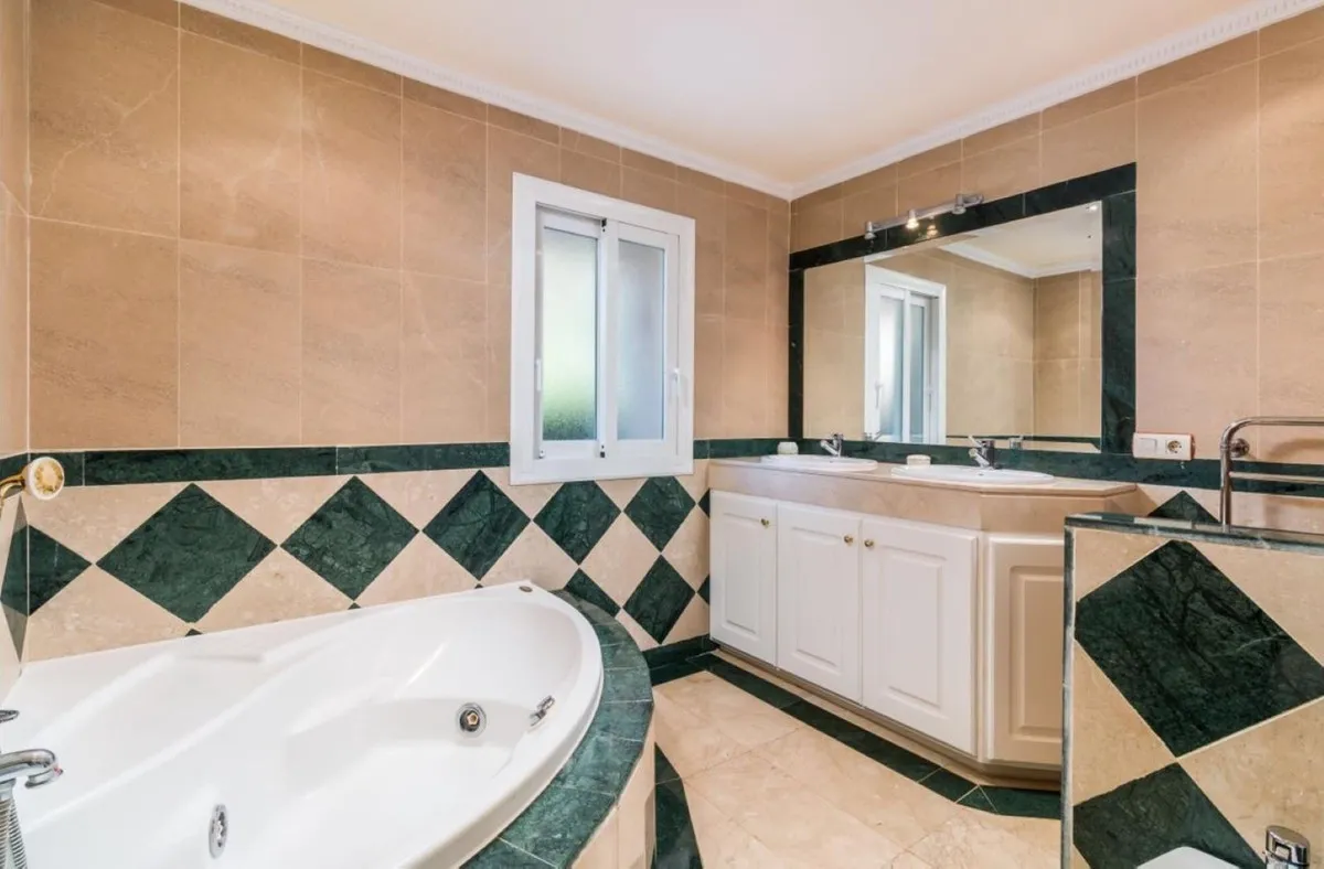 d6c0a591-d447-4ec0-ba52-9be256eca2be