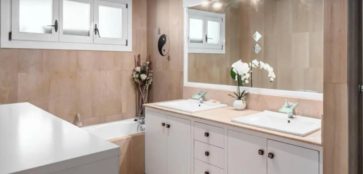 c770a20d-9db8-4924-ad9d-f93d47091787