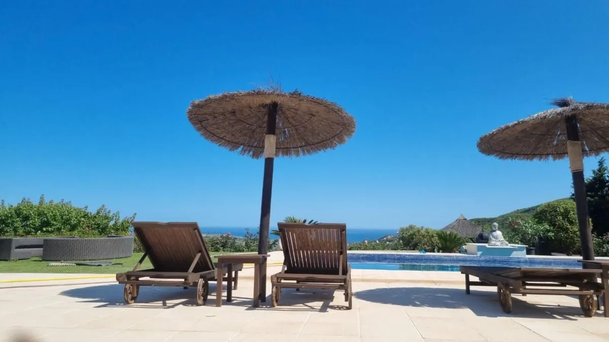 f8dc61a2-6454-499b-b4f4-09aebf81950a