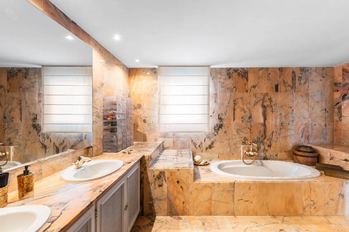 ec294429-79ea-4ee0-b85f-555f89d055d4