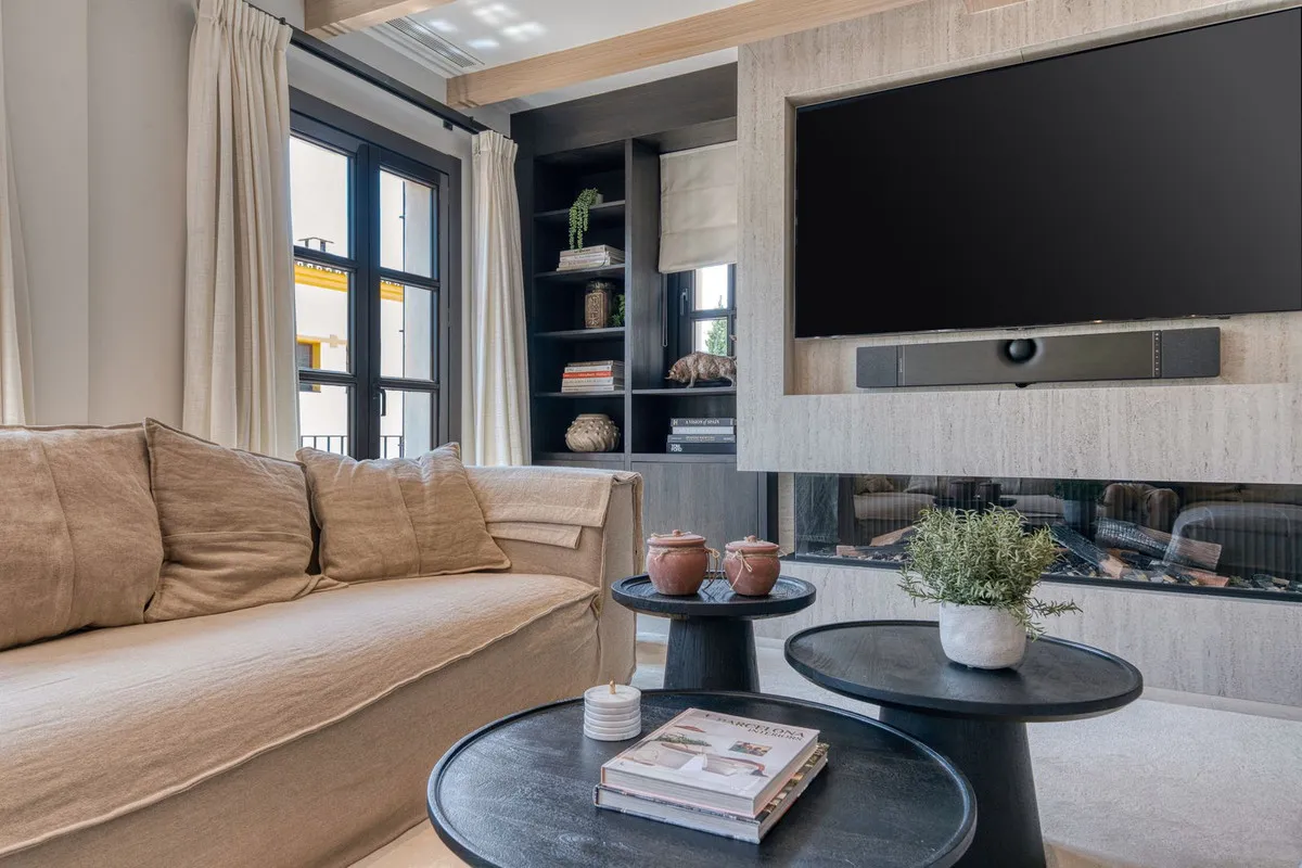 64b64f72-fb25-45ef-bc85-d8cfede65f8d