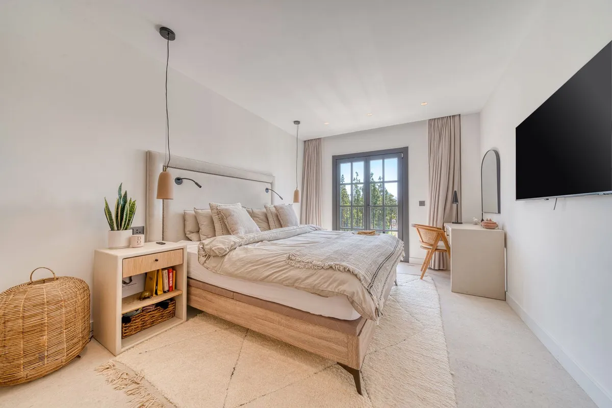 aec61b23-10f8-4c62-a881-6d6f40ee24a0