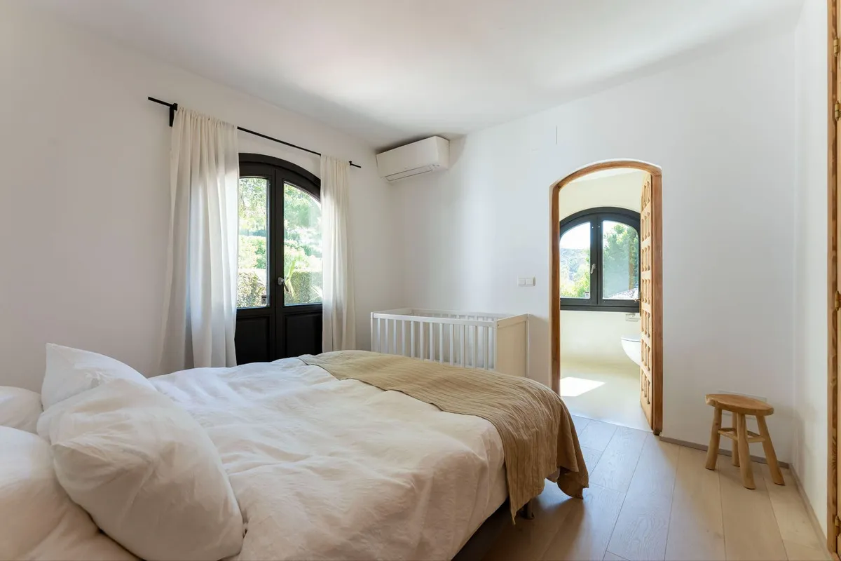 02d17100-fabc-4b65-85ca-da76097552ff