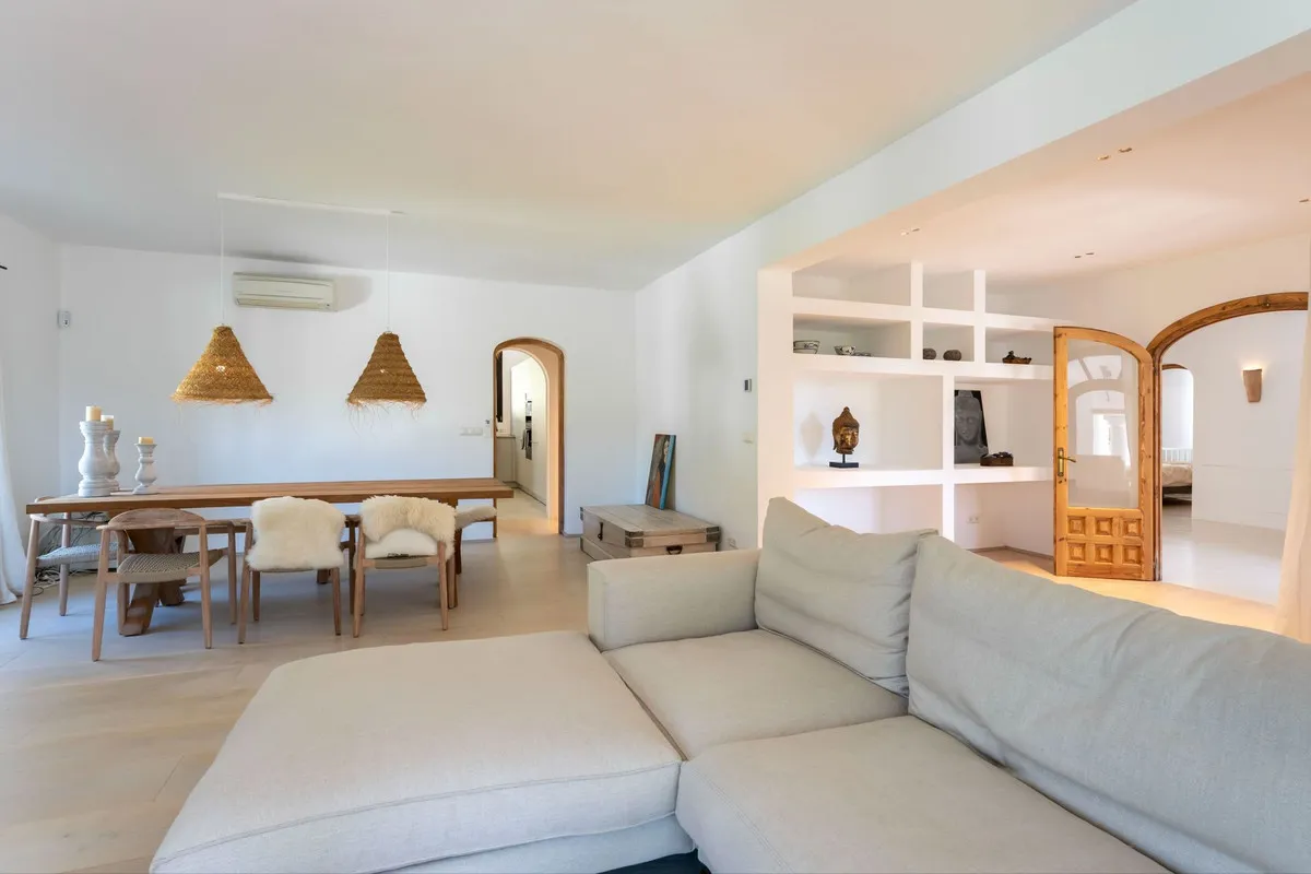 12fed559-e2be-4c19-bac2-ef20819372df