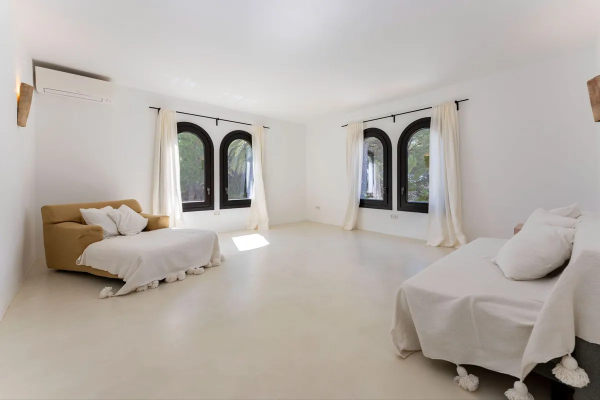 41f46577-62f0-47d9-9373-532c713dc775