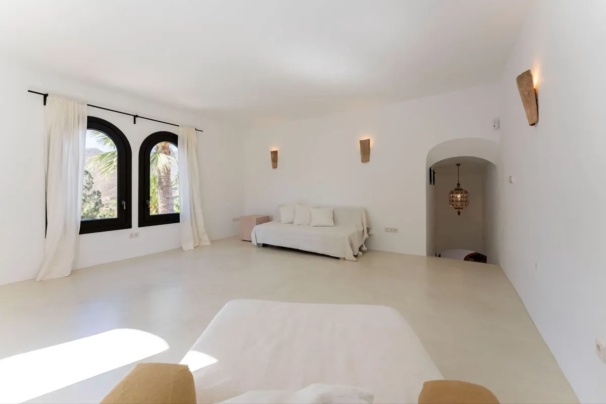 44ebf601-065b-4239-9a33-d00052e4350f