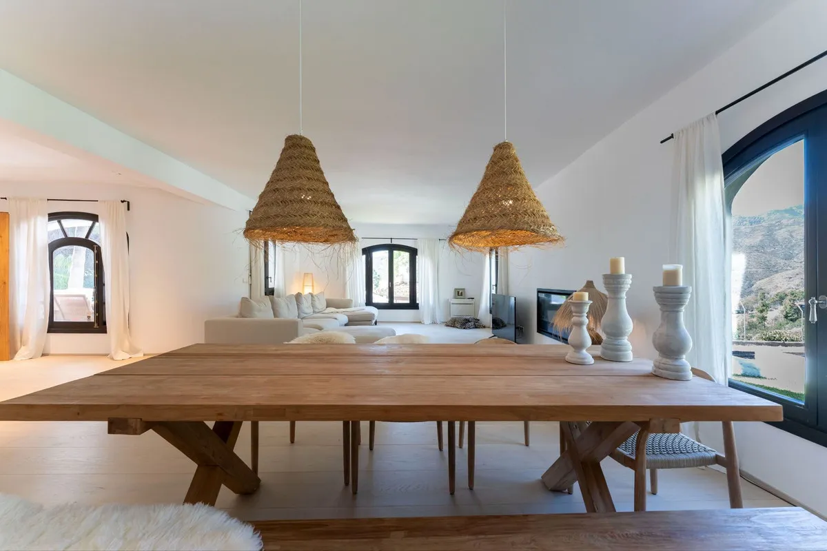 9fc55207-5546-4745-b56c-7099f4d3733b