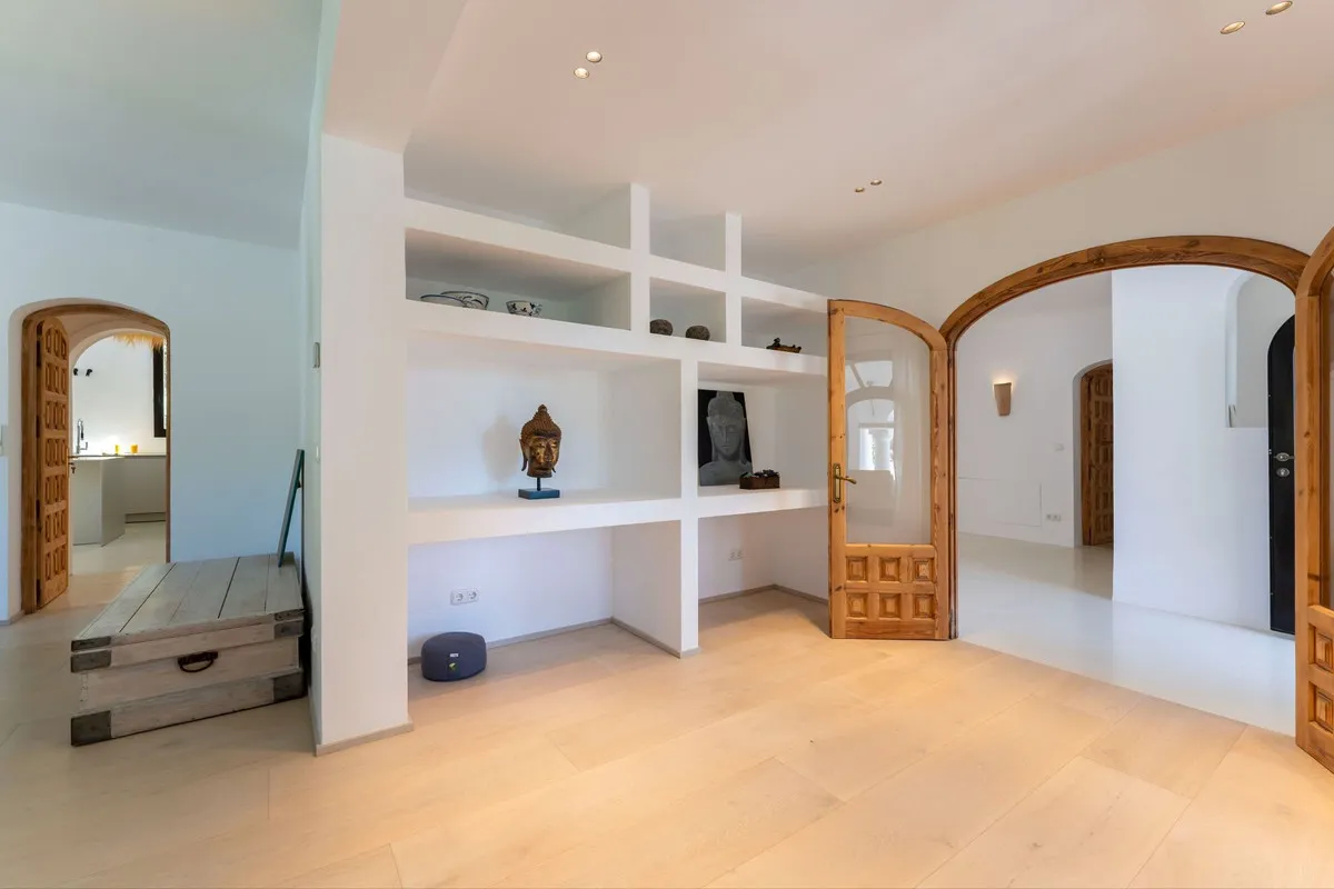 f1c2987d-cf9e-4e78-97d0-011916d67966