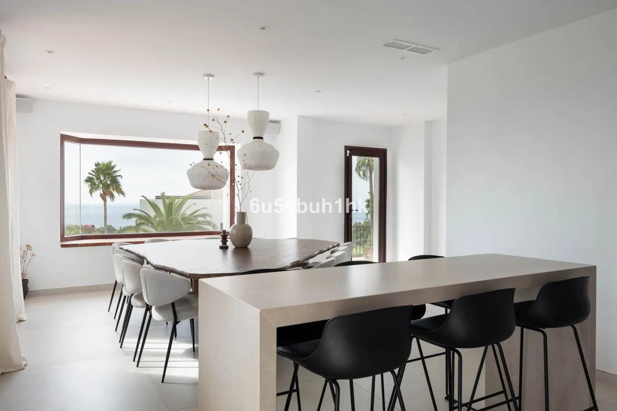 73aab8b5-3902-451d-bb02-9ae382bb944b