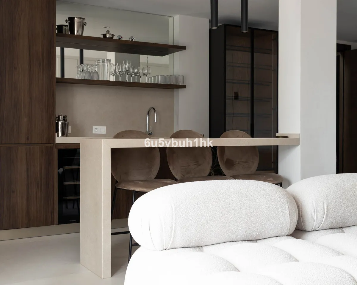 cb78e66f-2a5b-4e9b-a224-ddffd92ac844