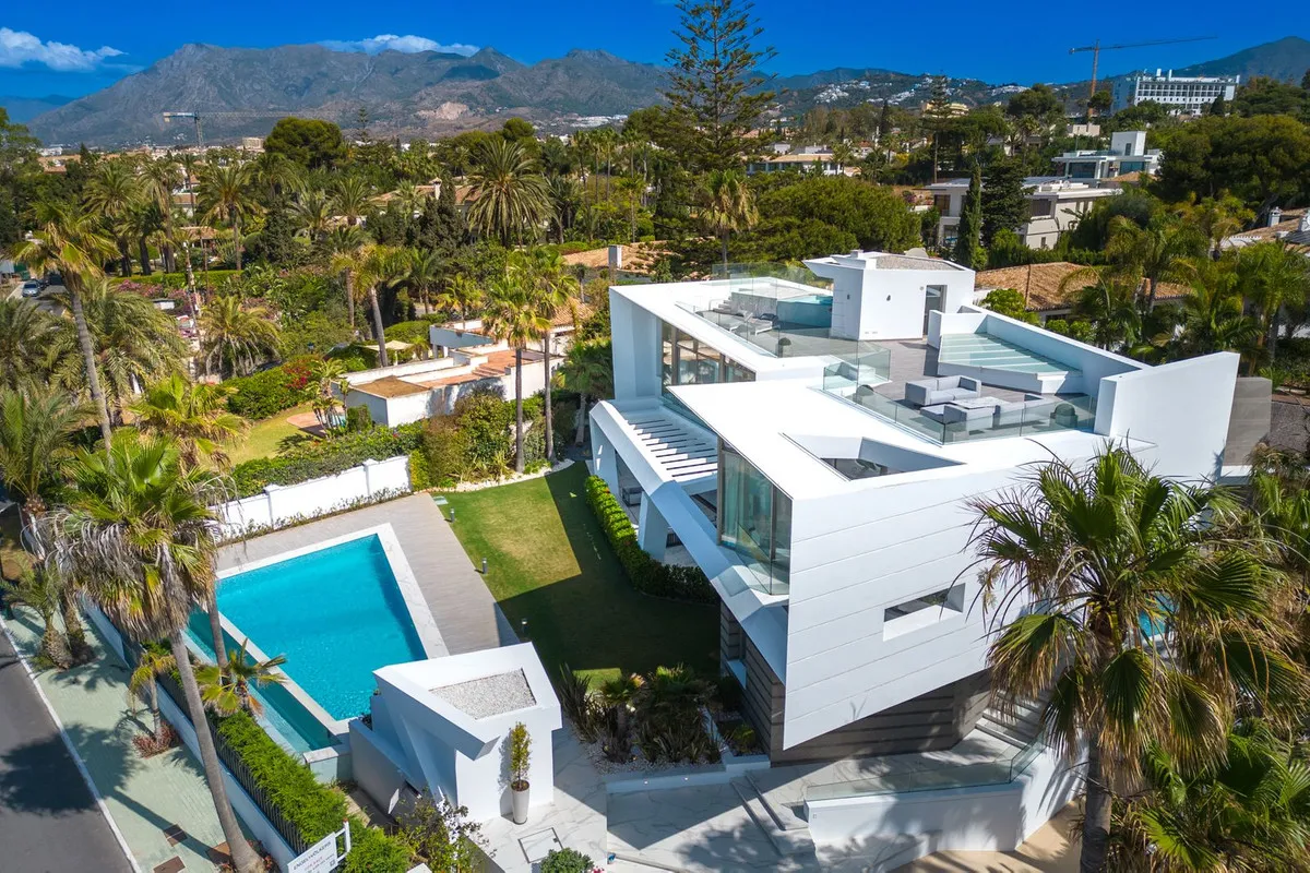 ed9b6c00-d737-4027-ad20-94c480dbc2b7