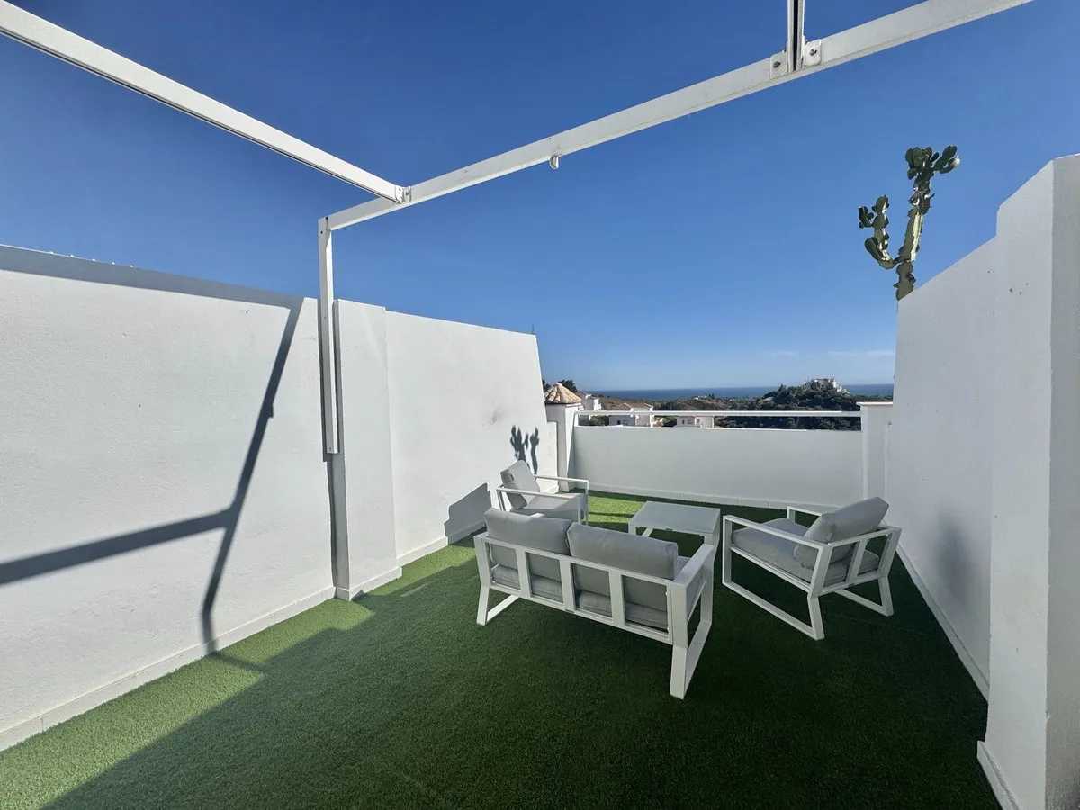 da0d2d9b-b7cc-4d4f-95c1-752c4a153b0b