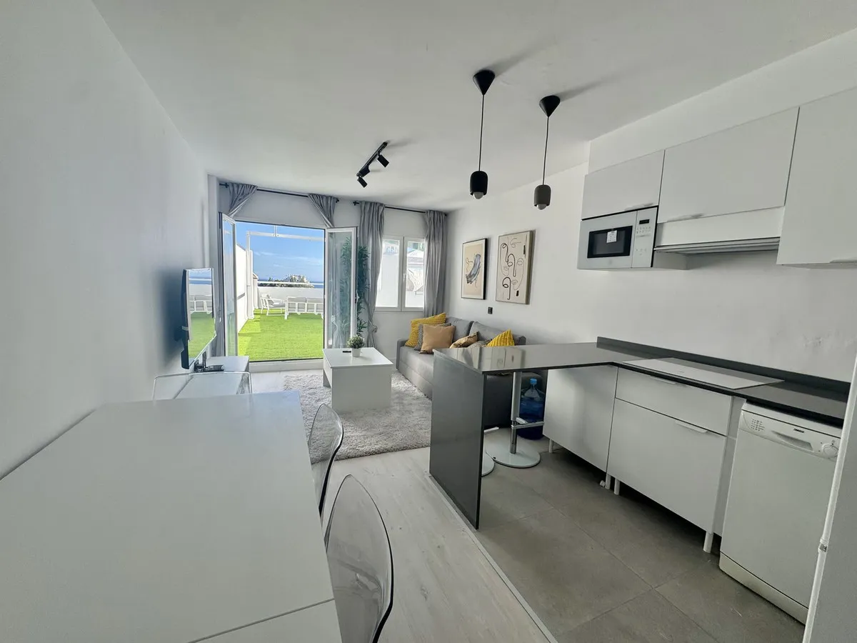 e420c93c-ab9e-446a-bab8-93953923d4fc