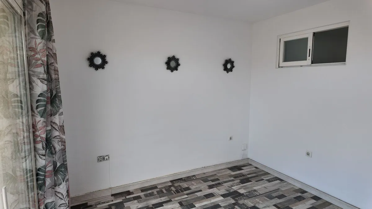 48d4fdba-aa75-4c82-b74a-b9566ee51851