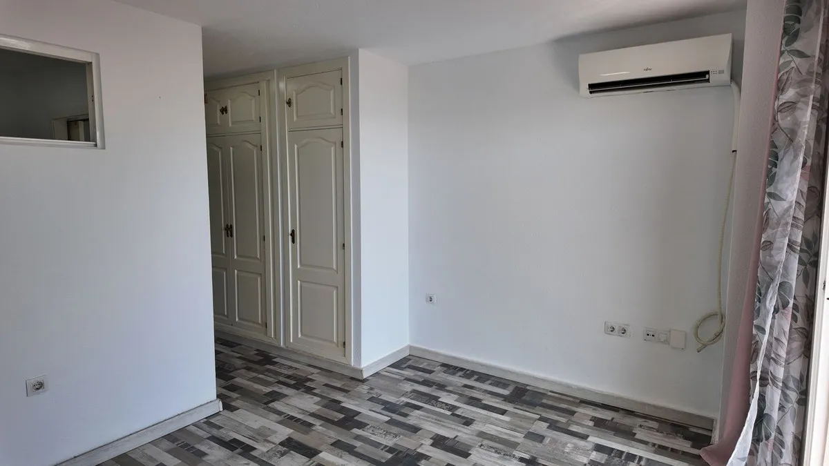 8aa266d8-d8d9-47fd-a129-d46c3ededda3