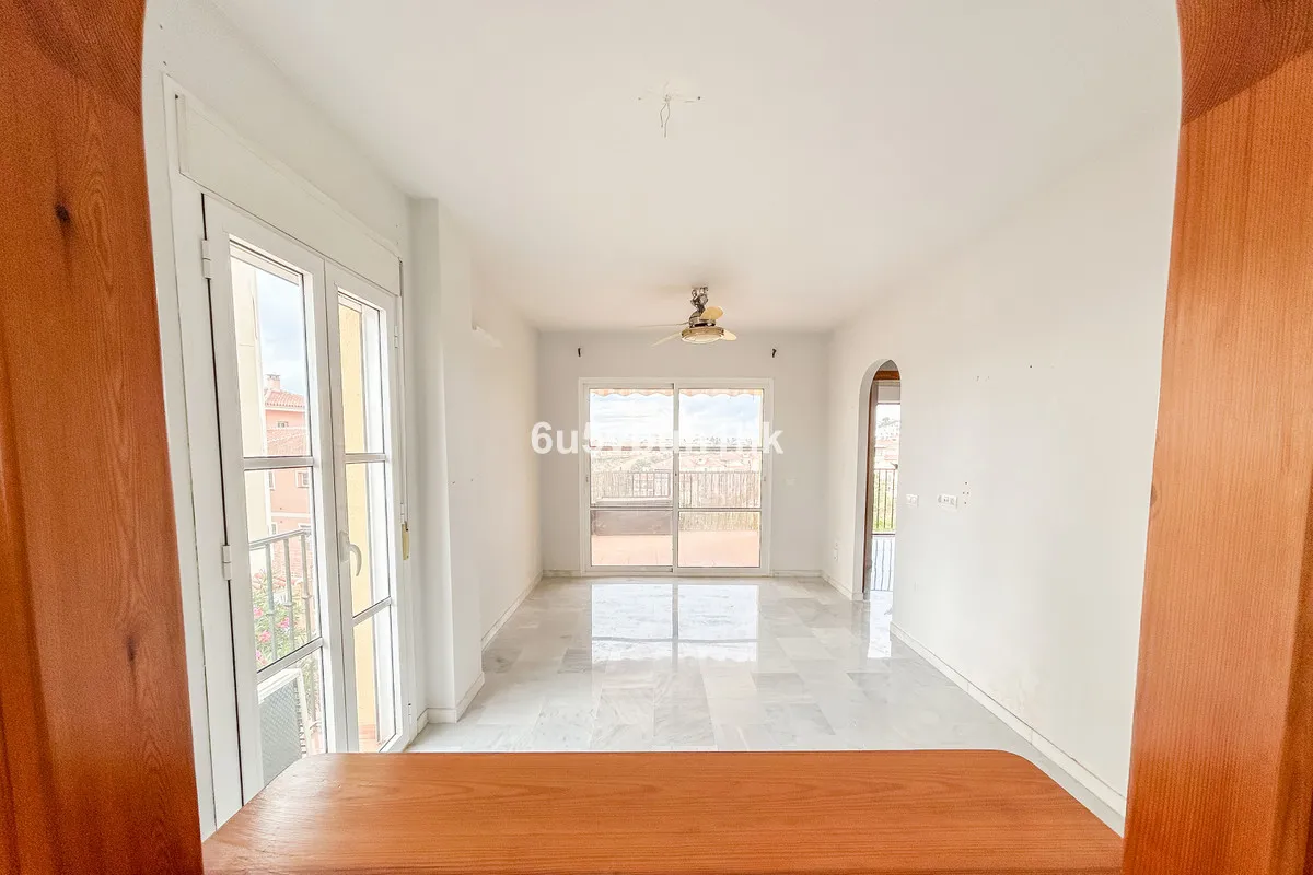 41b3bdfa-94d6-443d-9f38-dc5985e46831