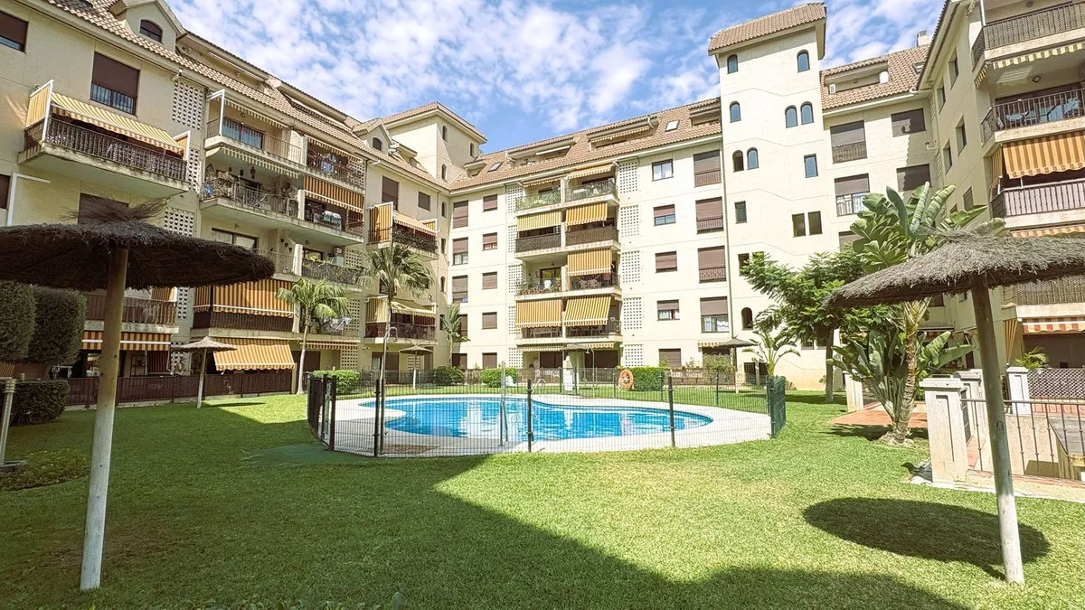 2e93a2c9-f7dc-445f-aa39-4d2ac0777c7f