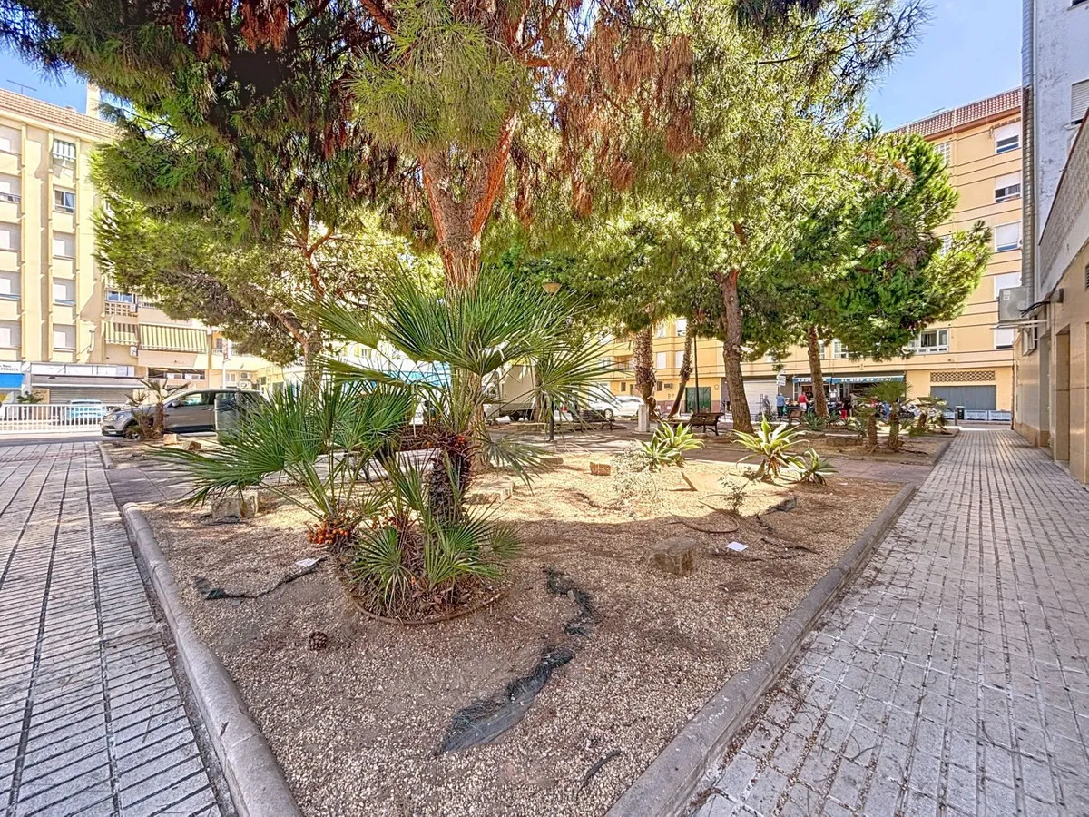 20ea3c57-21ad-482a-9174-f29b7def2292