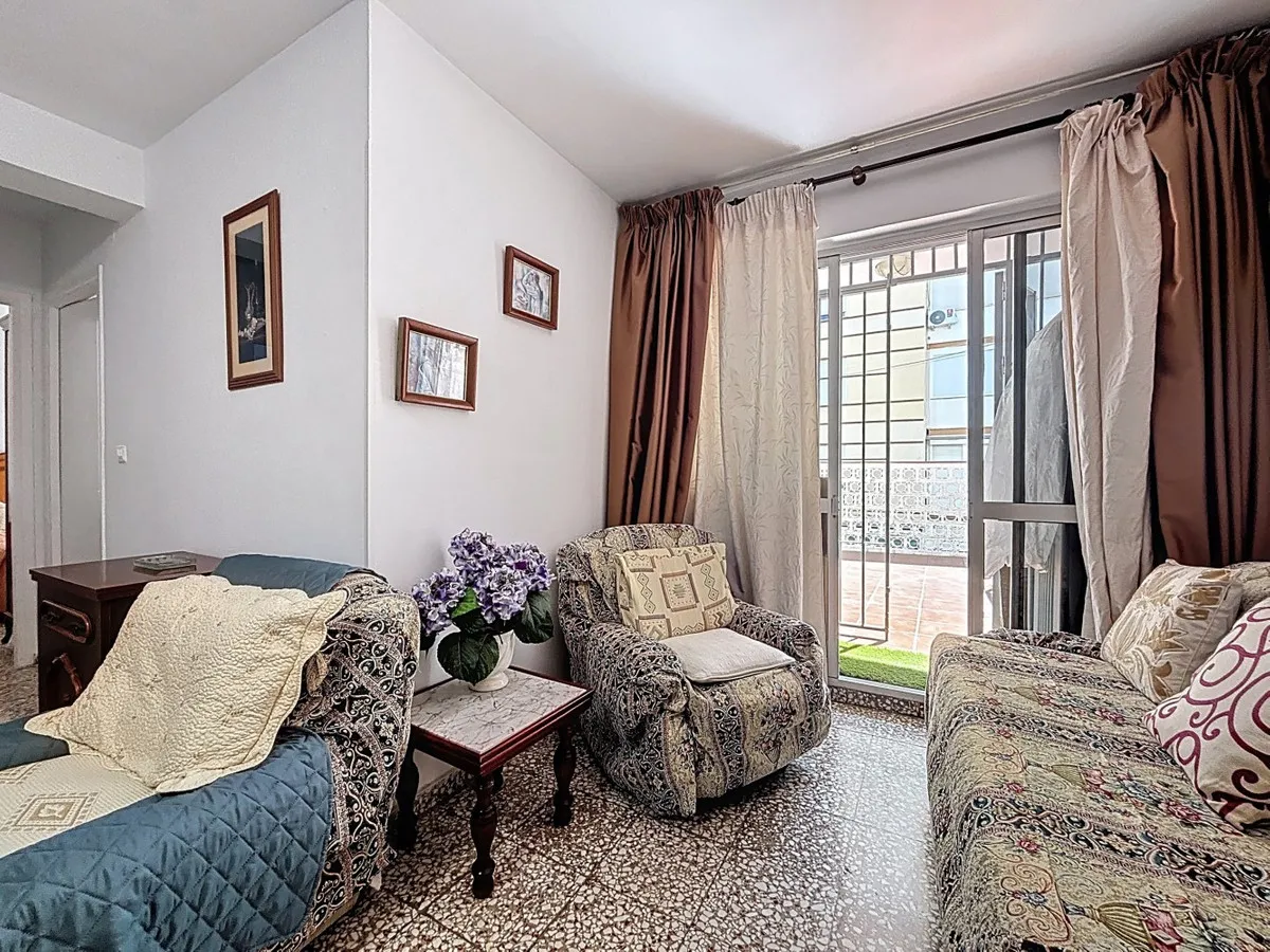 f8e2308a-08c7-4d61-a21f-d6a1fca9dfac