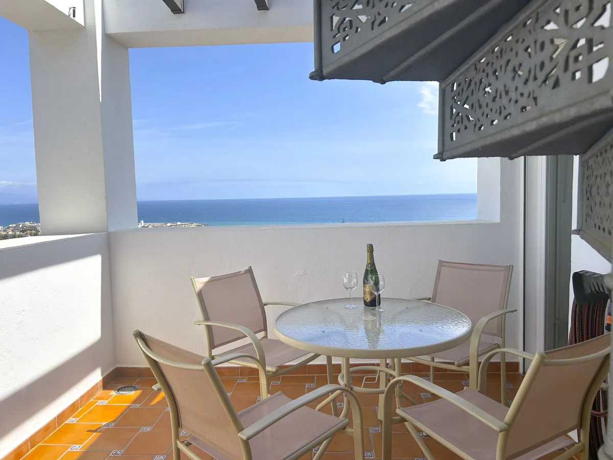 69c94d17-1d17-402d-b4ef-66a63e9a352e