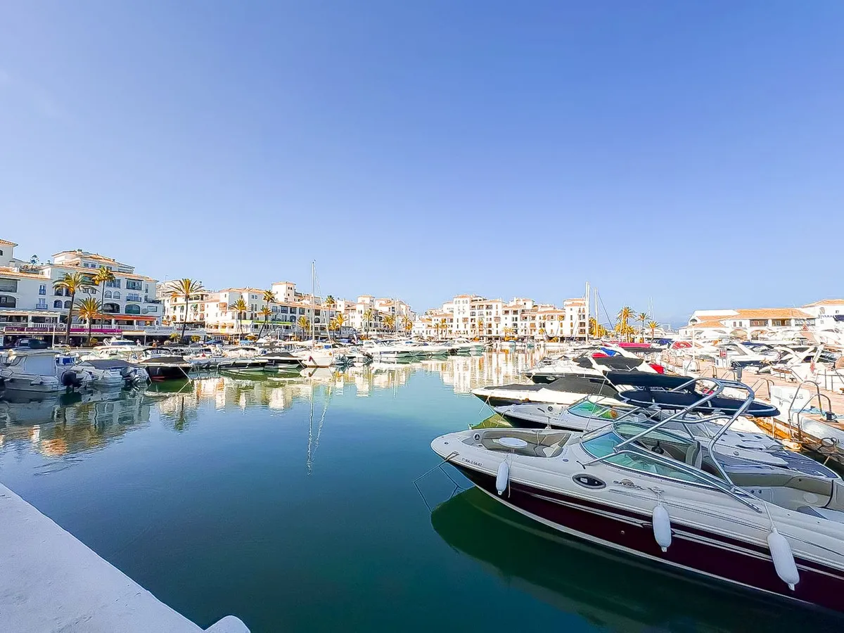 76c8d8cd-d774-4601-88de-79b4ac683cbf