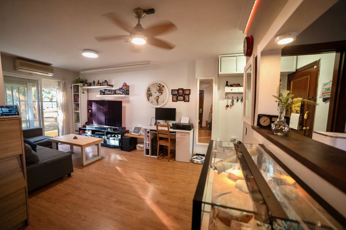 9aa273fa-71db-44c7-99e0-851fe9dc4352