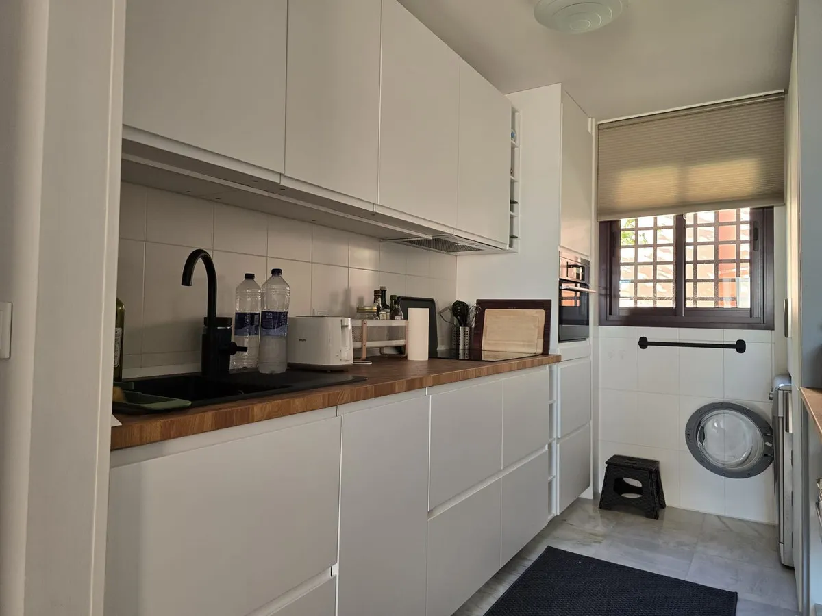 2d3258bc-2940-446e-a23a-54b03a96742c