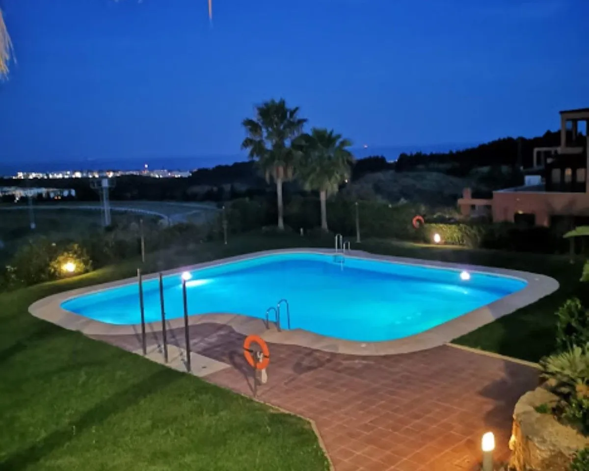 ed1a50bc-b842-4462-994c-aec18f3e1286