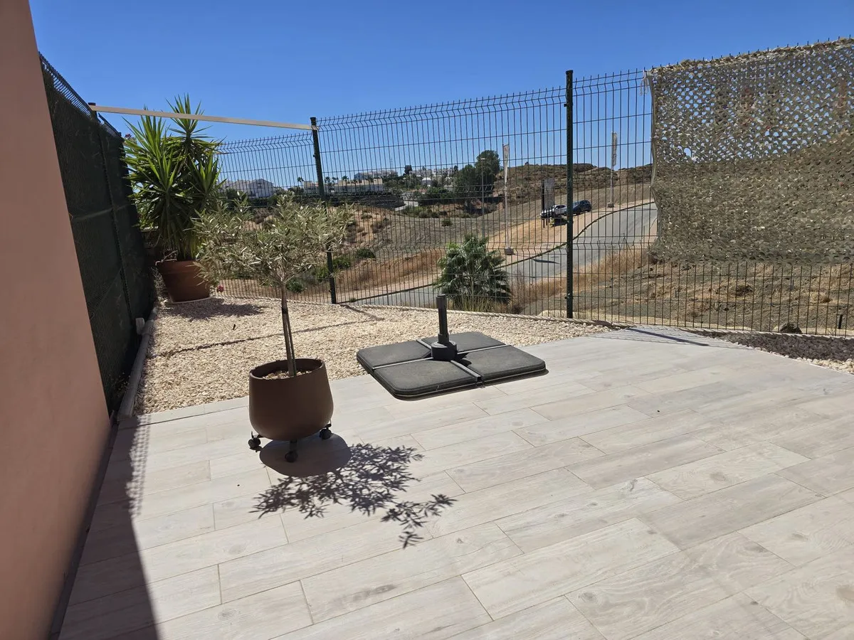 f50eae73-8ff0-460b-a019-d65275c158ef