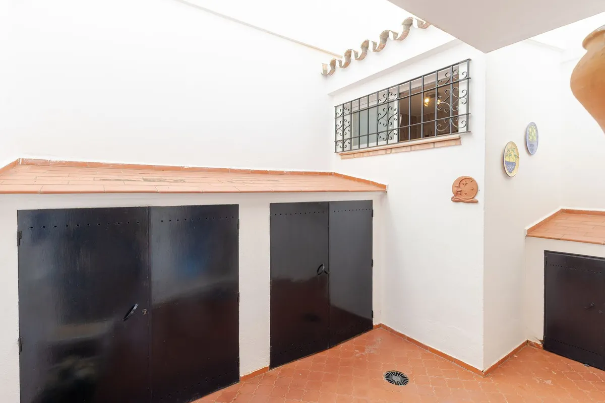 ff6896a5-c480-46f5-ad0d-17a04dd7bdf0