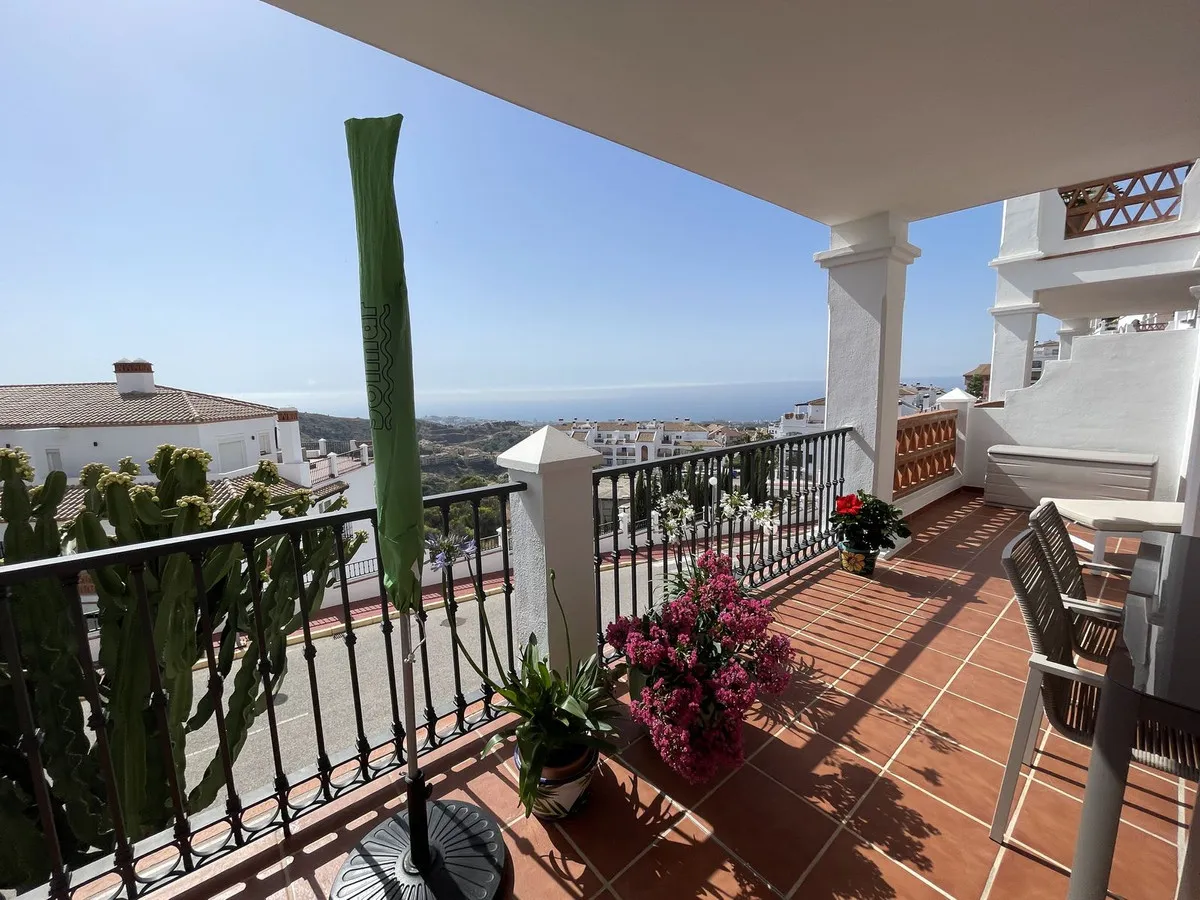 6f9794a9-b604-4f8c-b258-8ad533583fa3