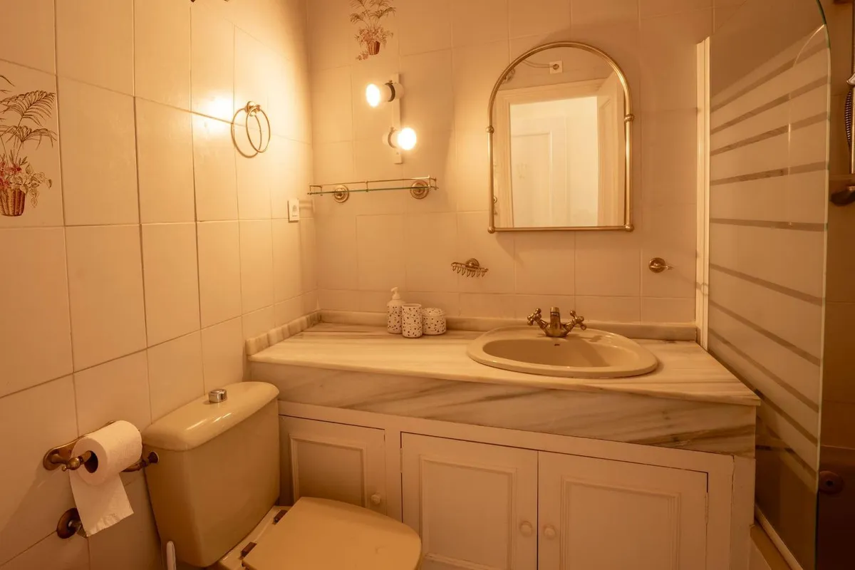 dc8eb3f2-b913-49e7-a49b-4e17a4a678c8