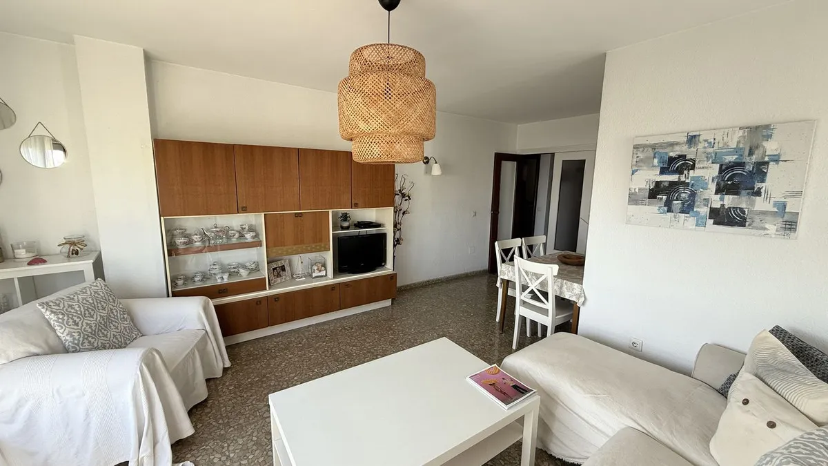 42765858-6aac-4893-ba64-0f4e90a86bdc