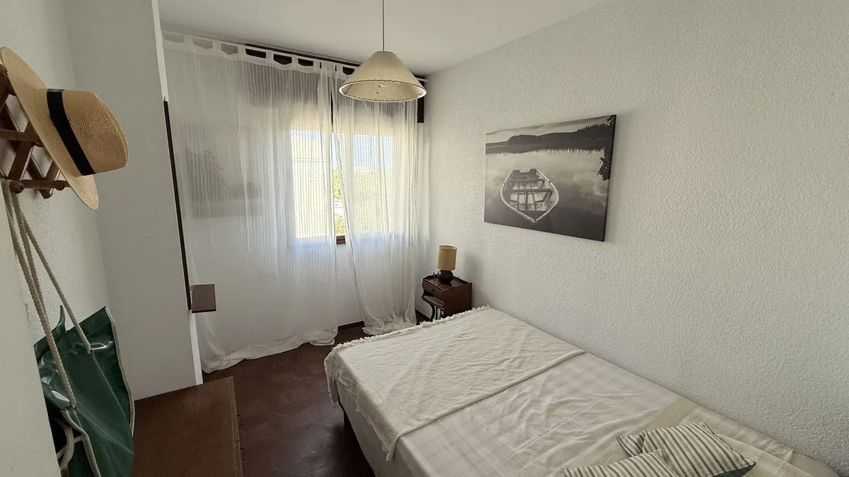 6c08a36b-686a-4096-ad9c-73c51ddf7d2f