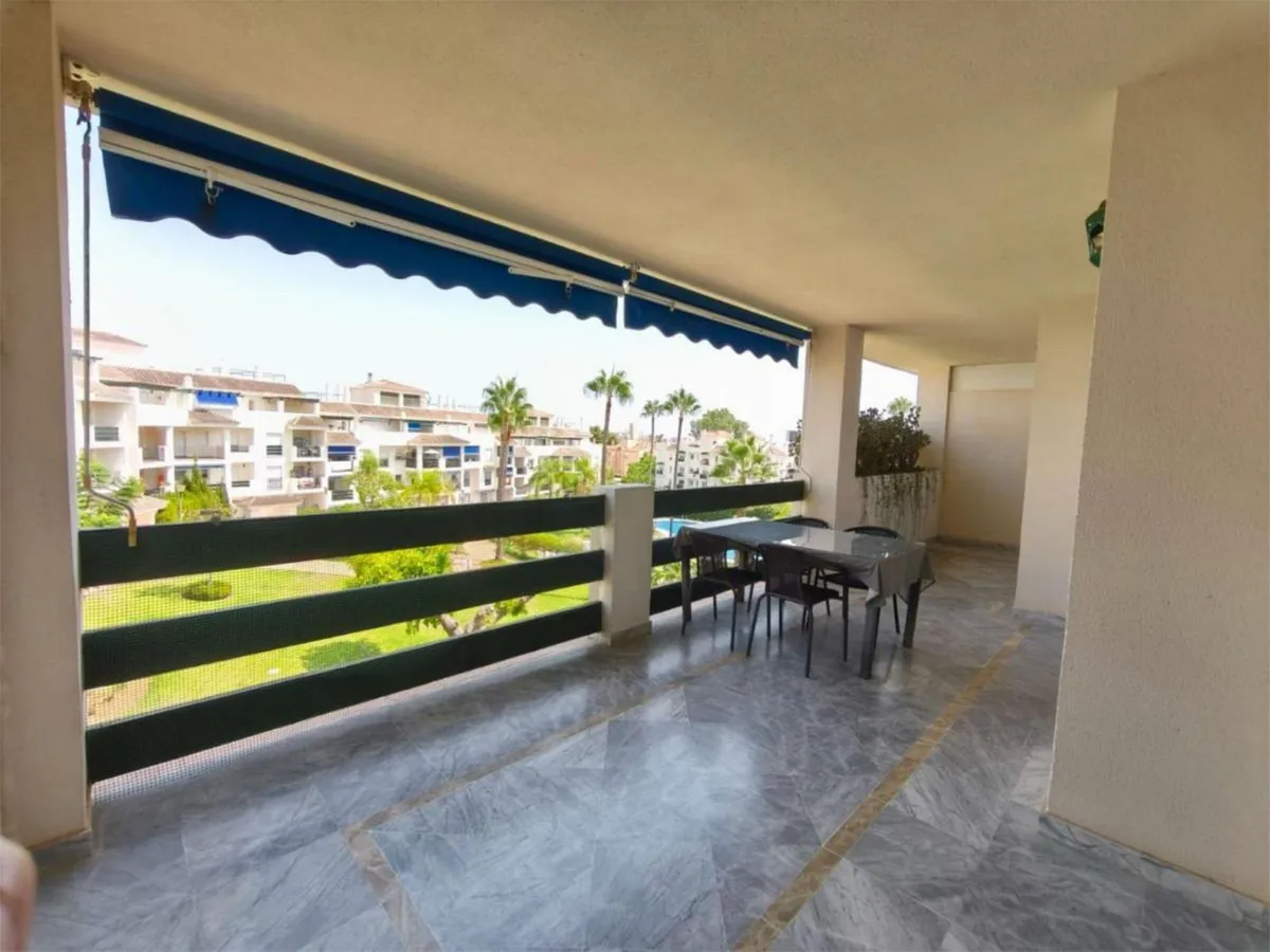 08b12c6d-2c58-4725-90dc-813a87d5b519