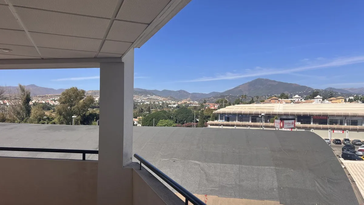 831daf5d-8132-4a41-b5c9-708f2a9e0934