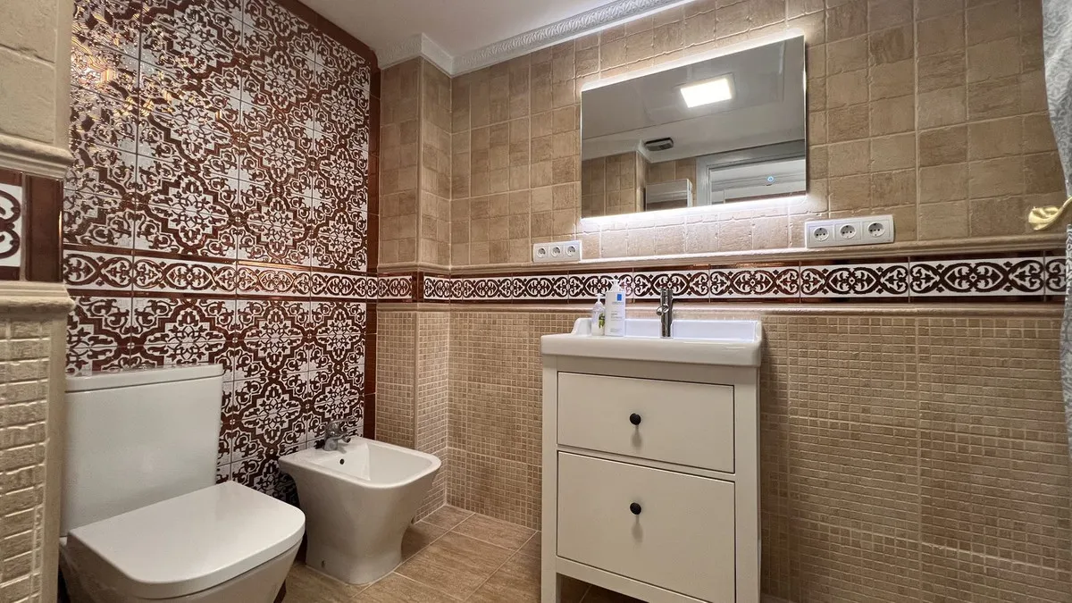 bfc6d983-08f9-44e5-bca7-fba8a4760bb2