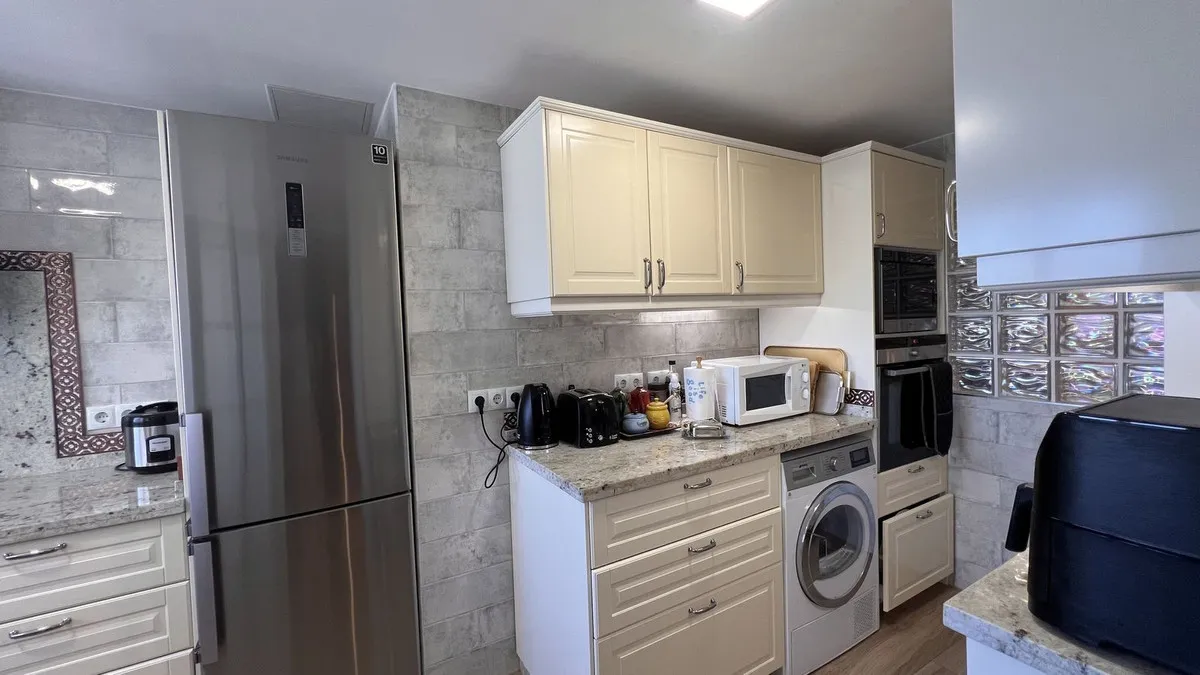 dbcaa0bb-cf30-491b-b0a3-11ad026d5db6