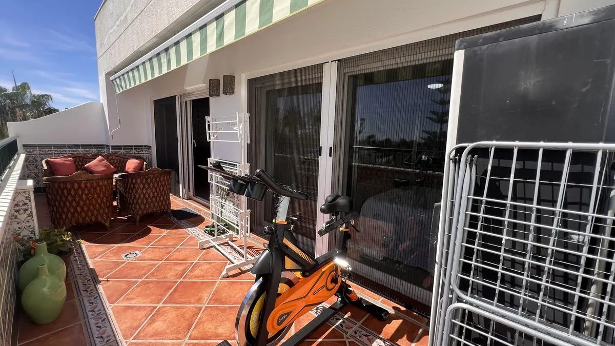 f71157b8-5dad-498f-b7b6-df2a0de15571