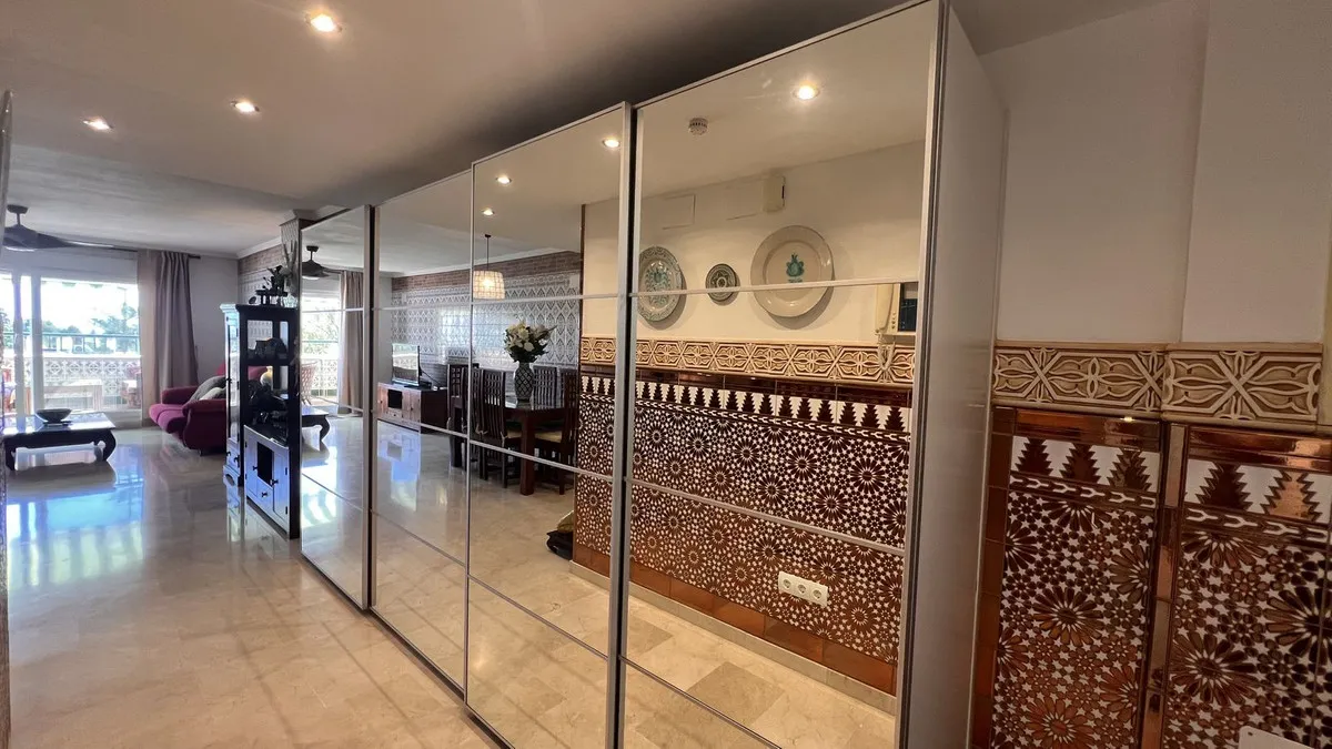 fcddad73-9b3c-474e-9bec-1d692b32745e