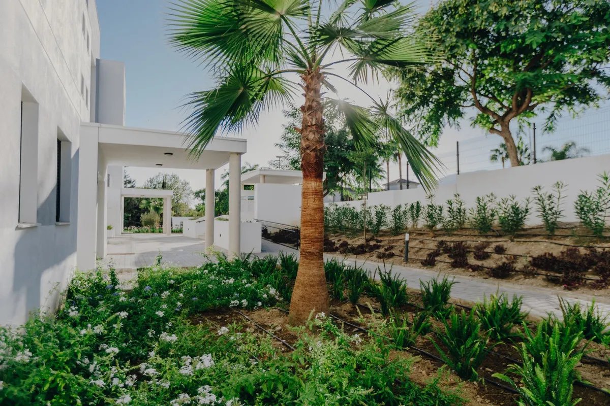 1a50e28f-e1e3-40c5-bc56-dae34e1a8b5e