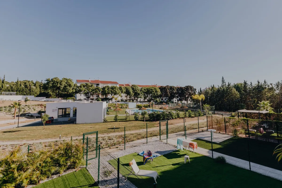 331e8e38-c1d8-40b1-b52d-3a785d627037