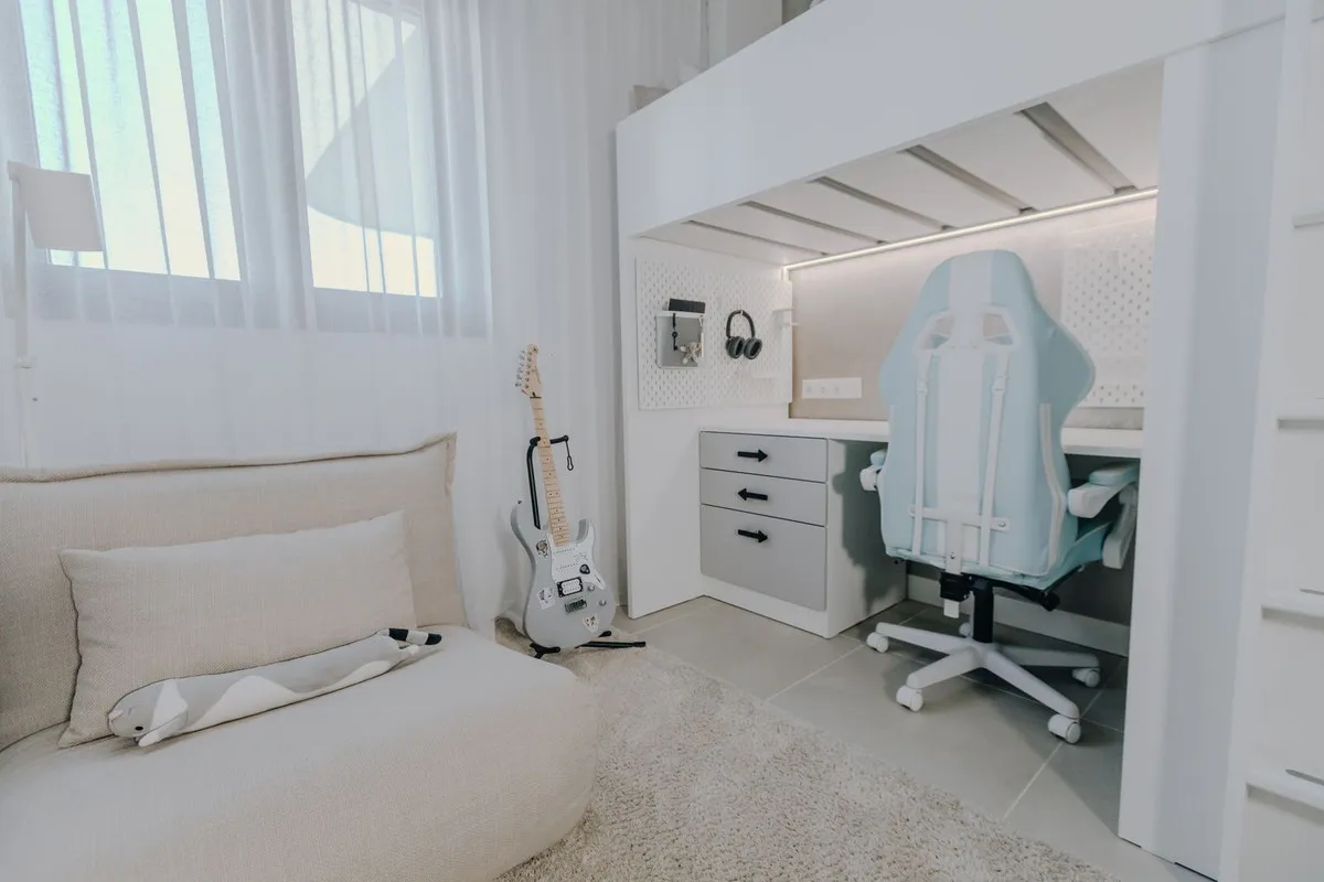 a852544b-fef3-4b9a-be47-5b7547f4fcd3