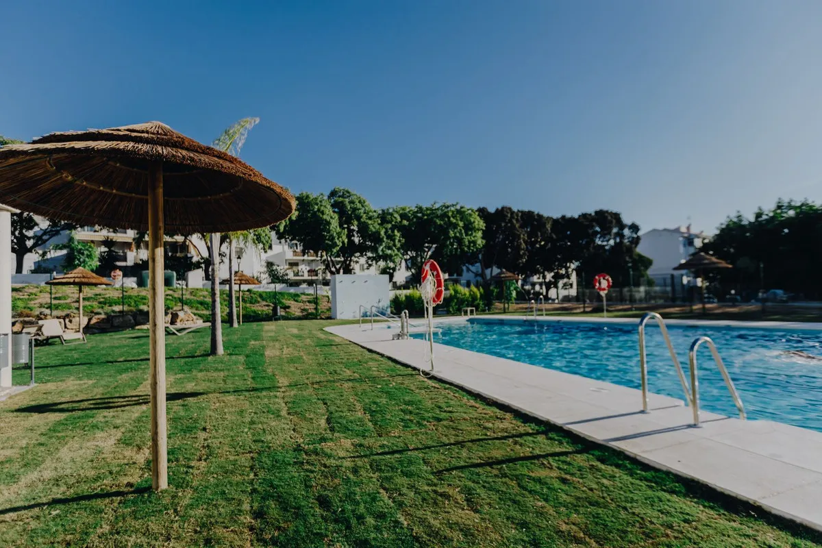 b5ebd8c7-40c3-4908-bfde-1e554a3597f6